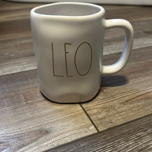 Rae Dunn mug